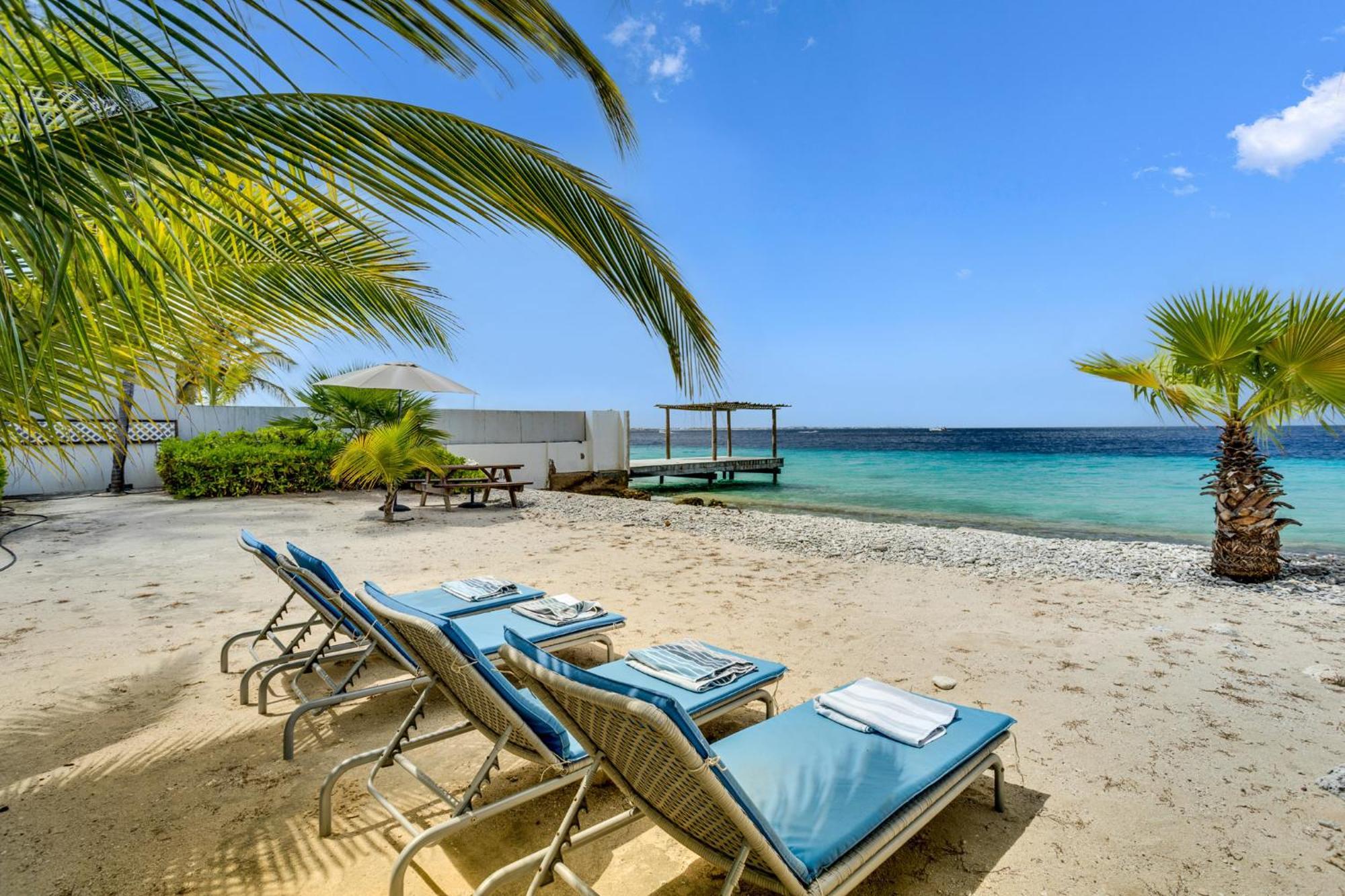 Oceanfront - Villa Port Of Call - Playa Esterno foto