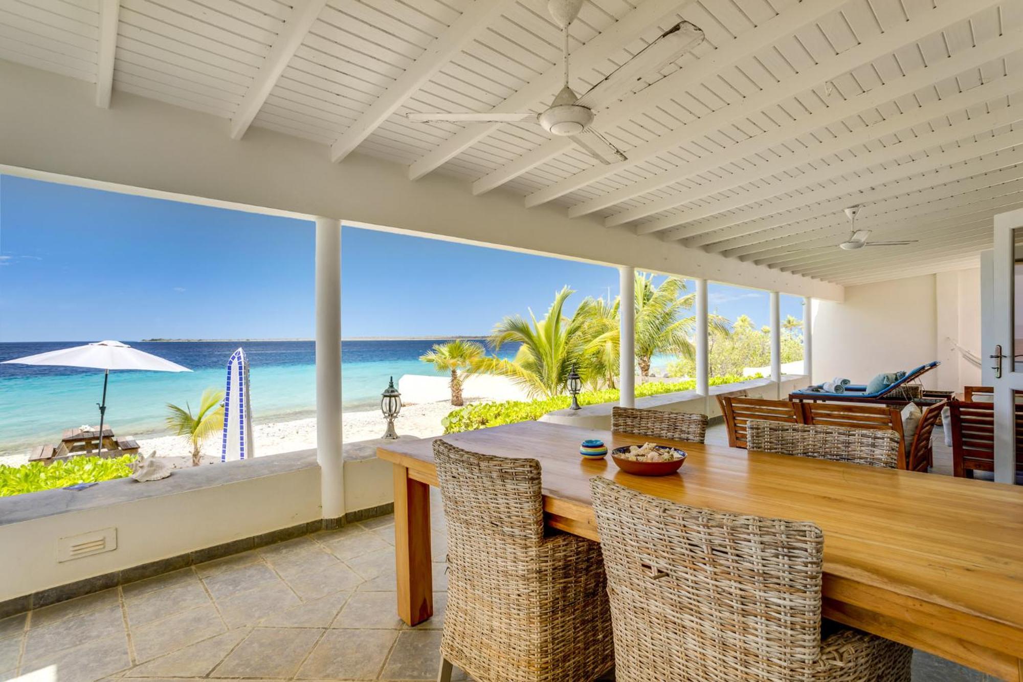 Oceanfront - Villa Port Of Call - Playa Esterno foto