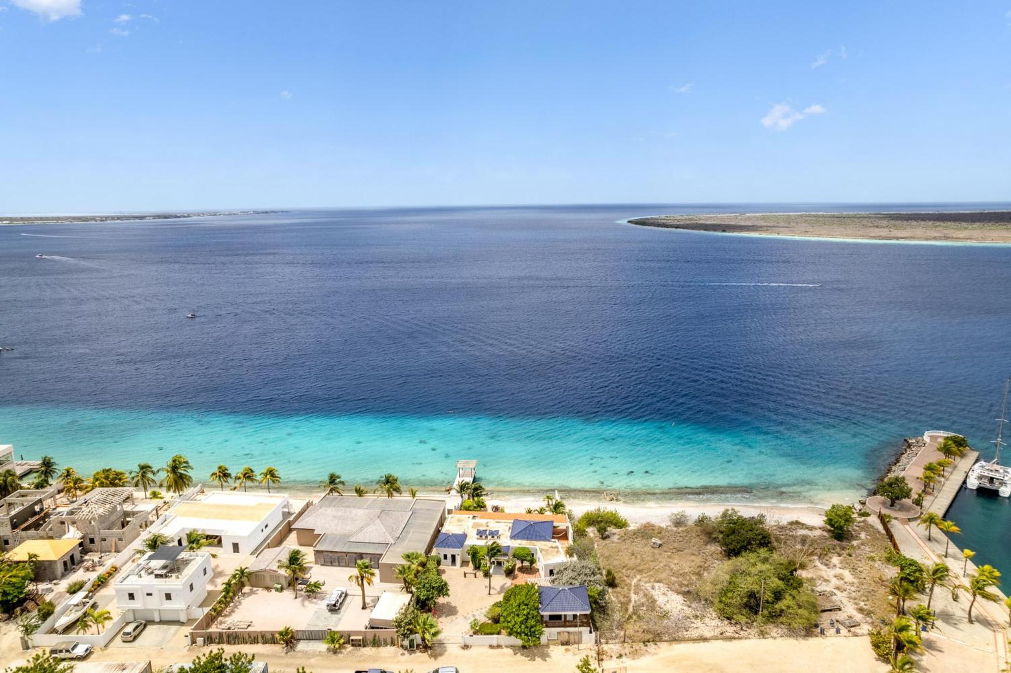 Oceanfront - Villa Port Of Call - Playa Esterno foto