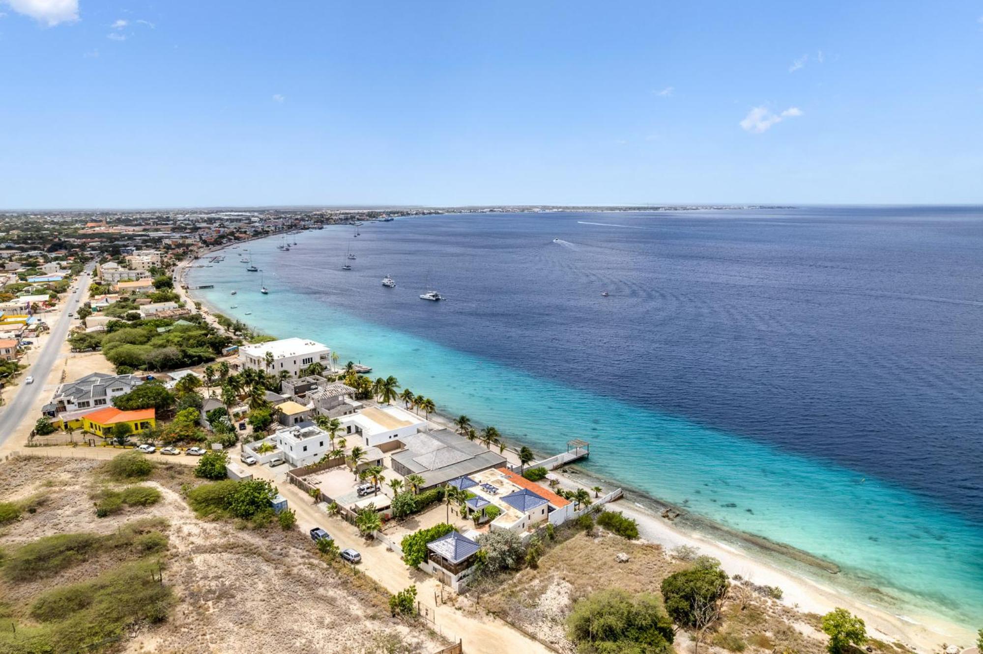 Oceanfront - Villa Port Of Call - Playa Esterno foto