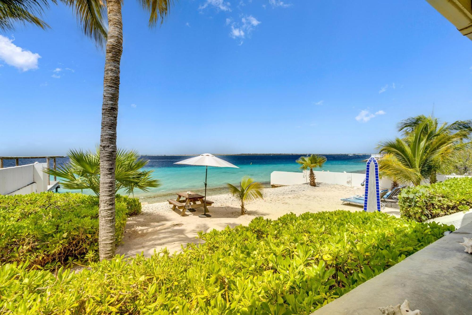 Oceanfront - Villa Port Of Call - Playa Esterno foto