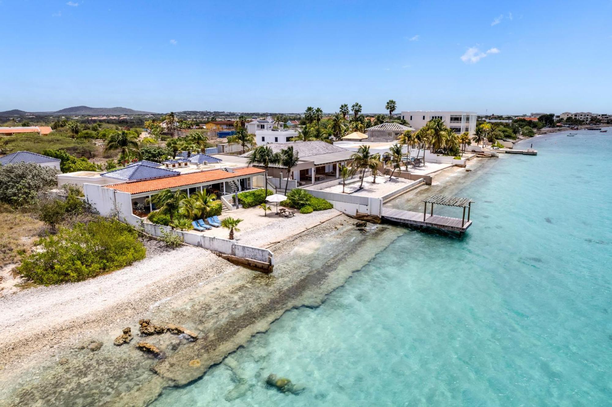 Oceanfront - Villa Port Of Call - Playa Esterno foto